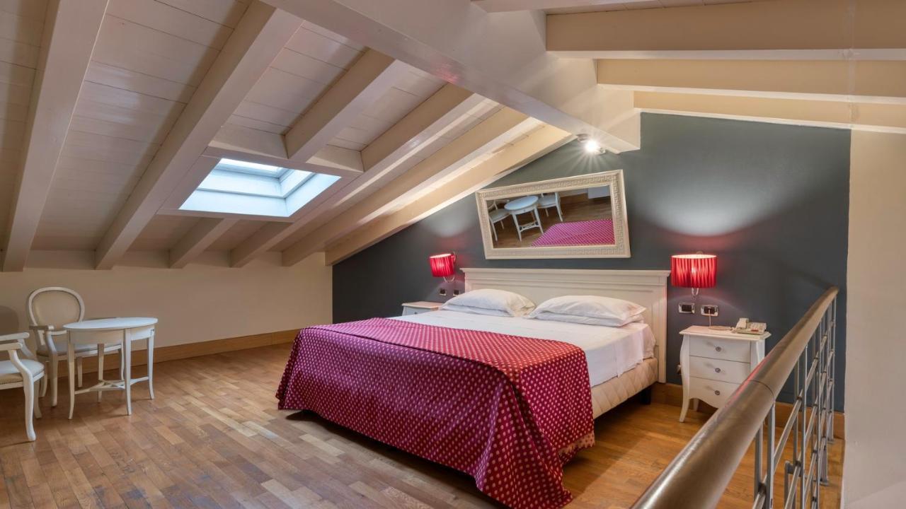 Hotel Fiera Di Brescia Esterno foto