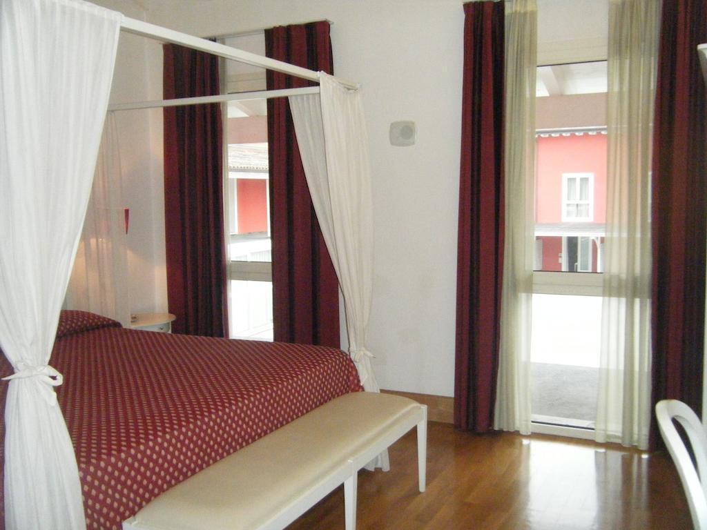 Hotel Fiera Di Brescia Esterno foto